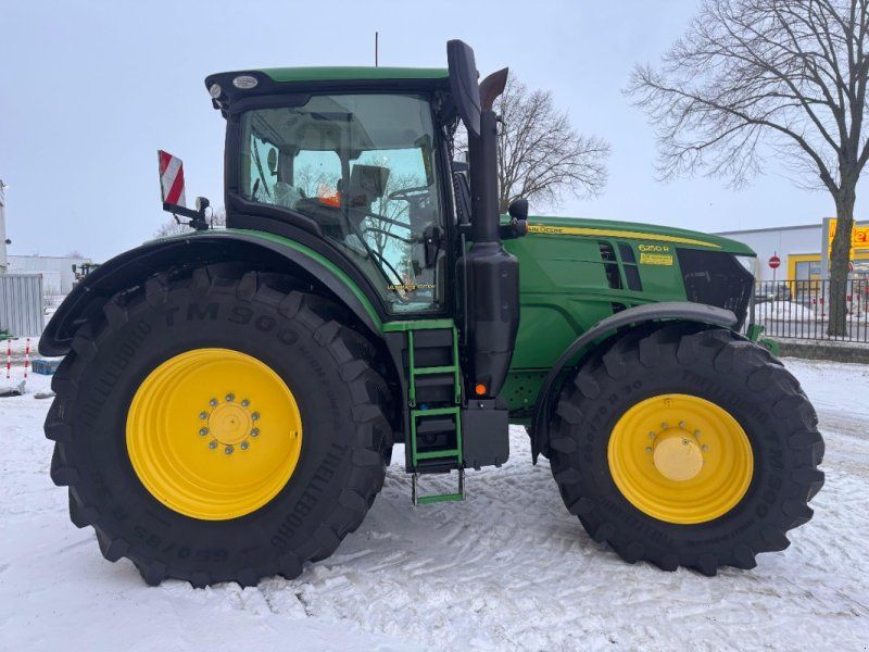 John Deere 6250R