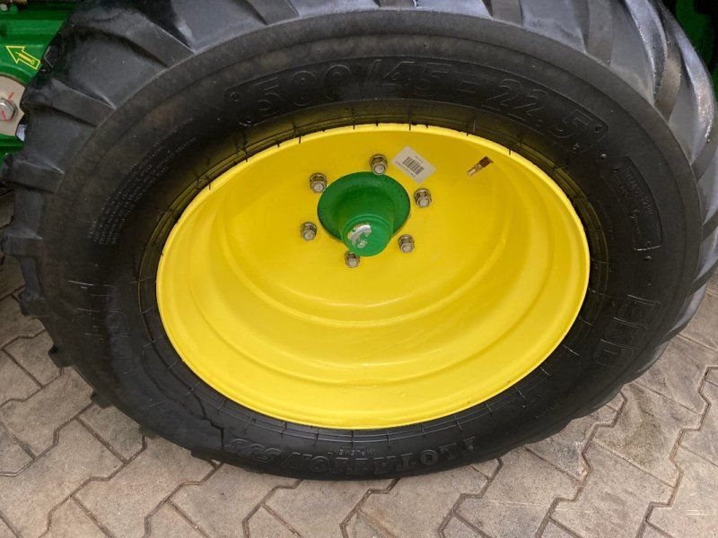 John Deere C441R HC25