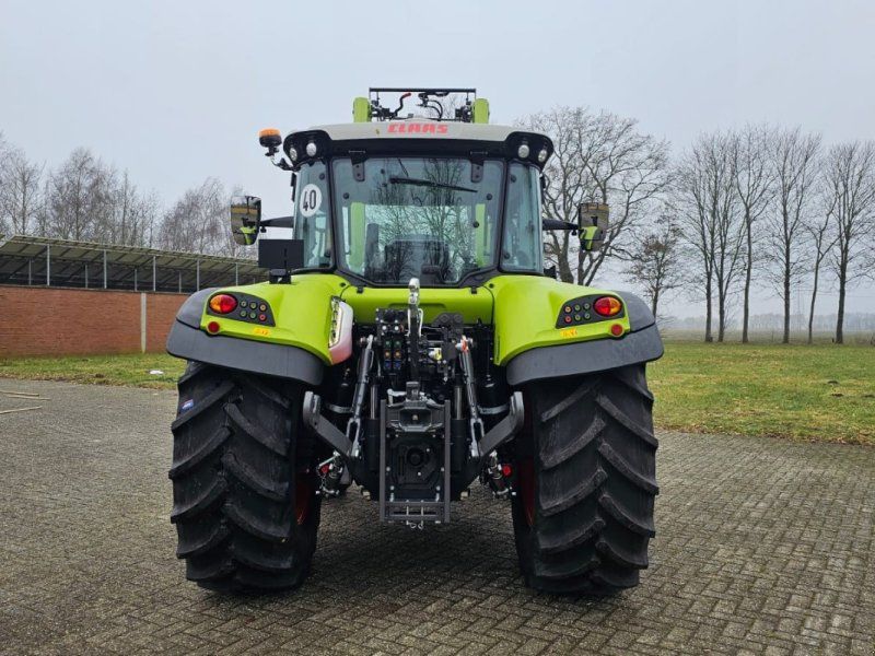 Claas Arion 420 Trend