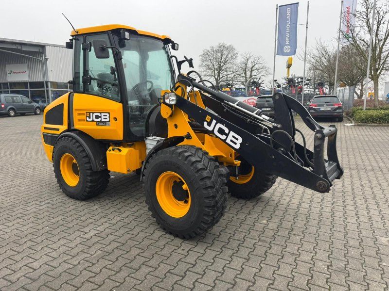JCB 407