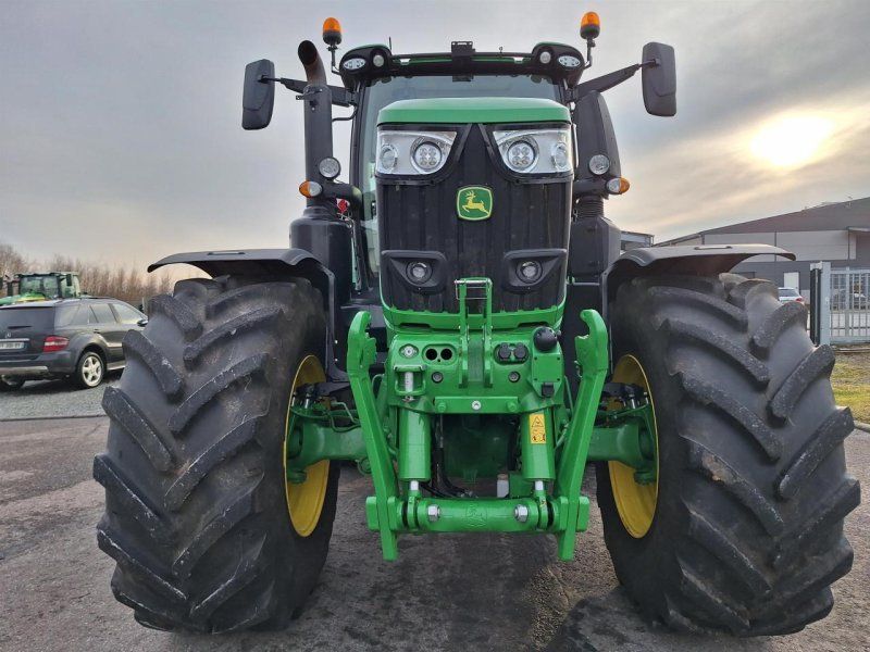 John Deere 6R 250