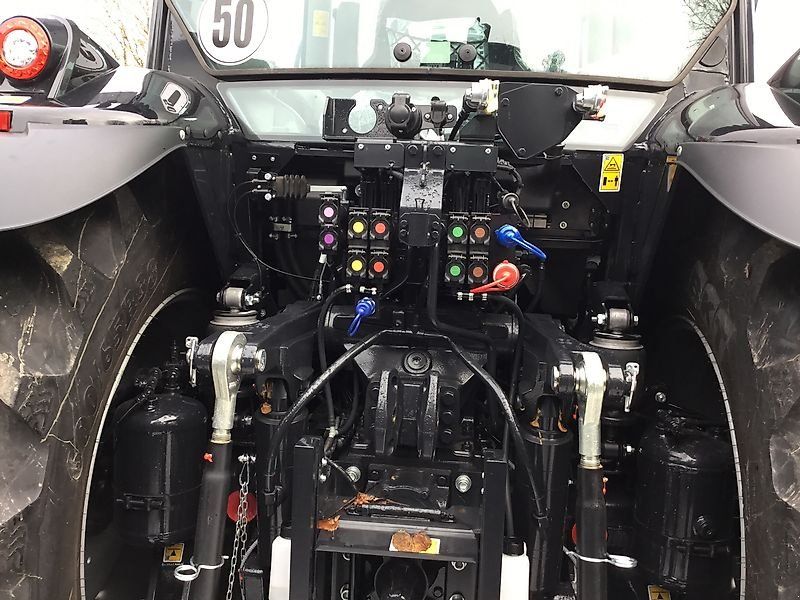 Deutz-Fahr 6135 C TTV