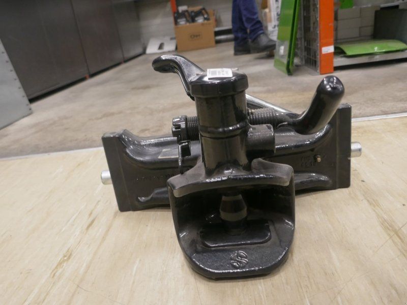 Sauermann Zugmaul für New Holland