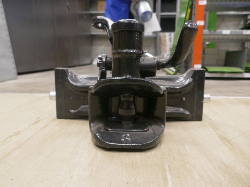 Sauermann Zugmaul für New Holland