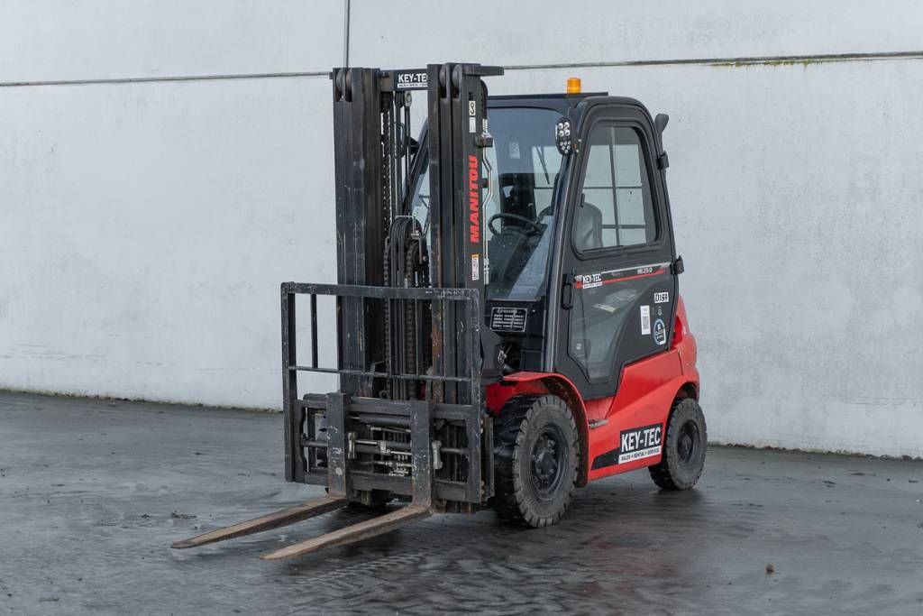 Manitou MI 25 D