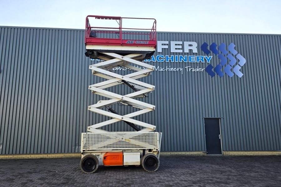 JLG 4069LE Electric, 14.2m Working Height, 360kg Capac