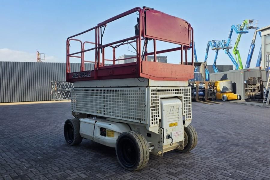 JLG 4069LE Electric, 14.2m Working Height, 360kg Capac