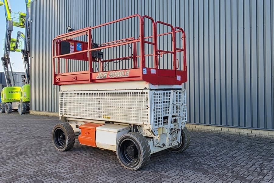 JLG 4069LE Electric, 14.2m Working Height, 360kg Capac