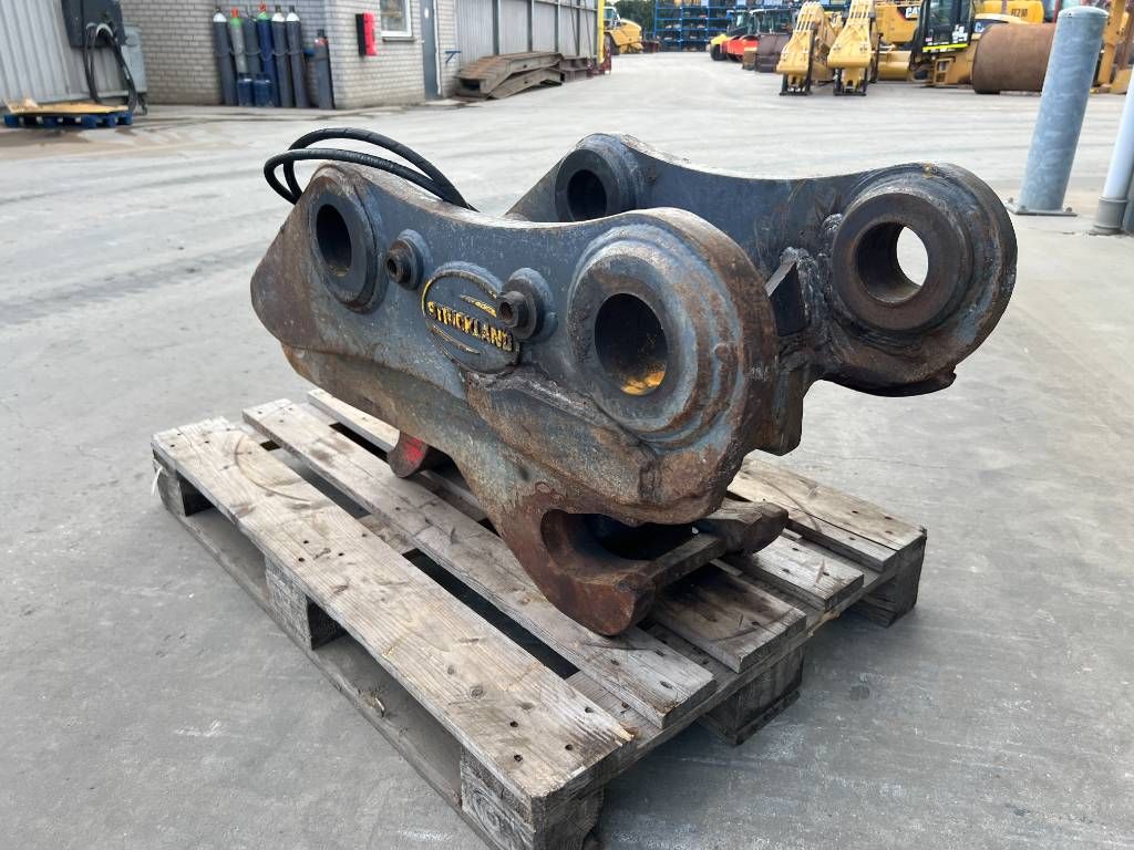 Miller Caterpillar 325 / 329 Geith