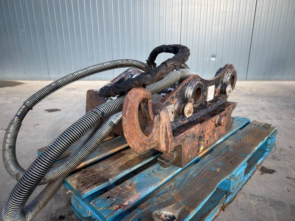 OilQuick OQ70/55 - M314F / M316F / M318F