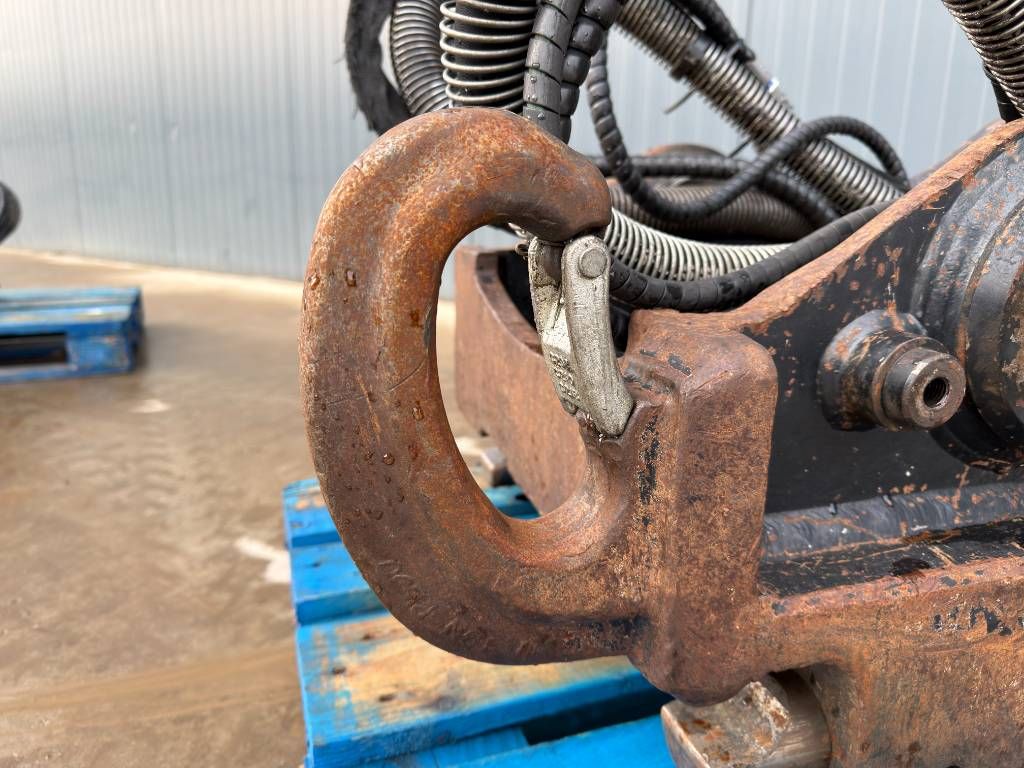 OilQuick OQ70/55 - M318D / 320D / 320E / 320F / 323D / 323E