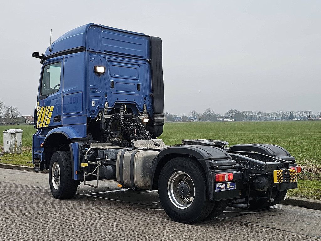 MERCEDES-BENZ AROCS 1843 4x4