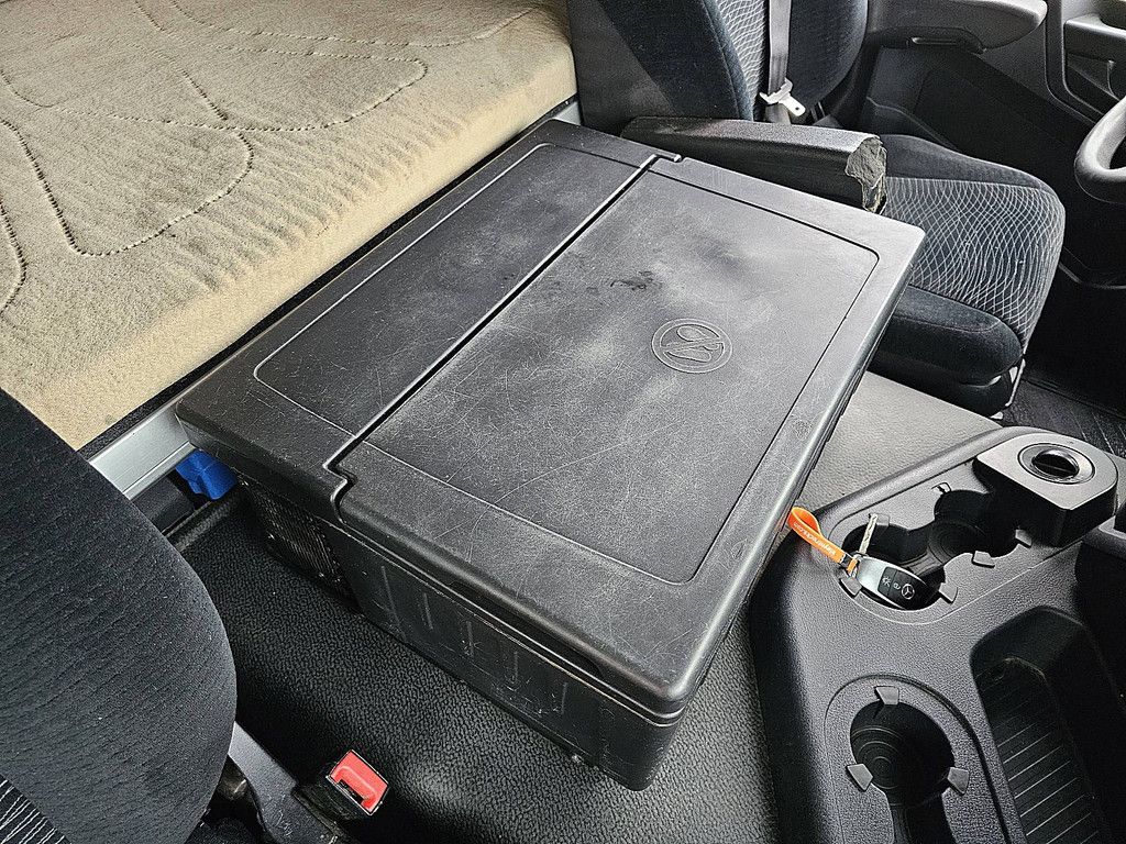 MERCEDES-BENZ AROCS 1843 4x4