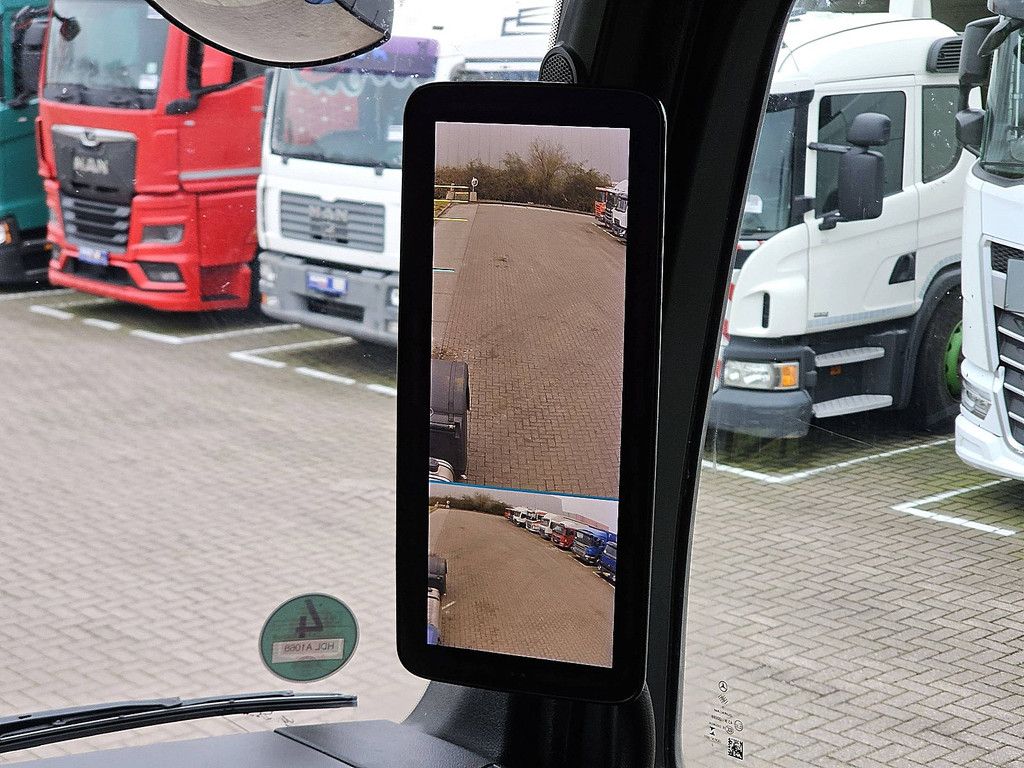 MERCEDES-BENZ AROCS 1843 4x4