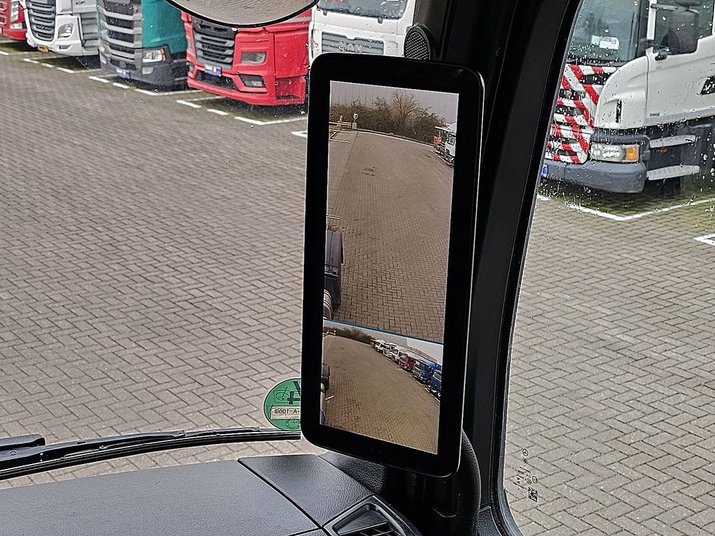 MERCEDES-BENZ AROCS 1843 4x4