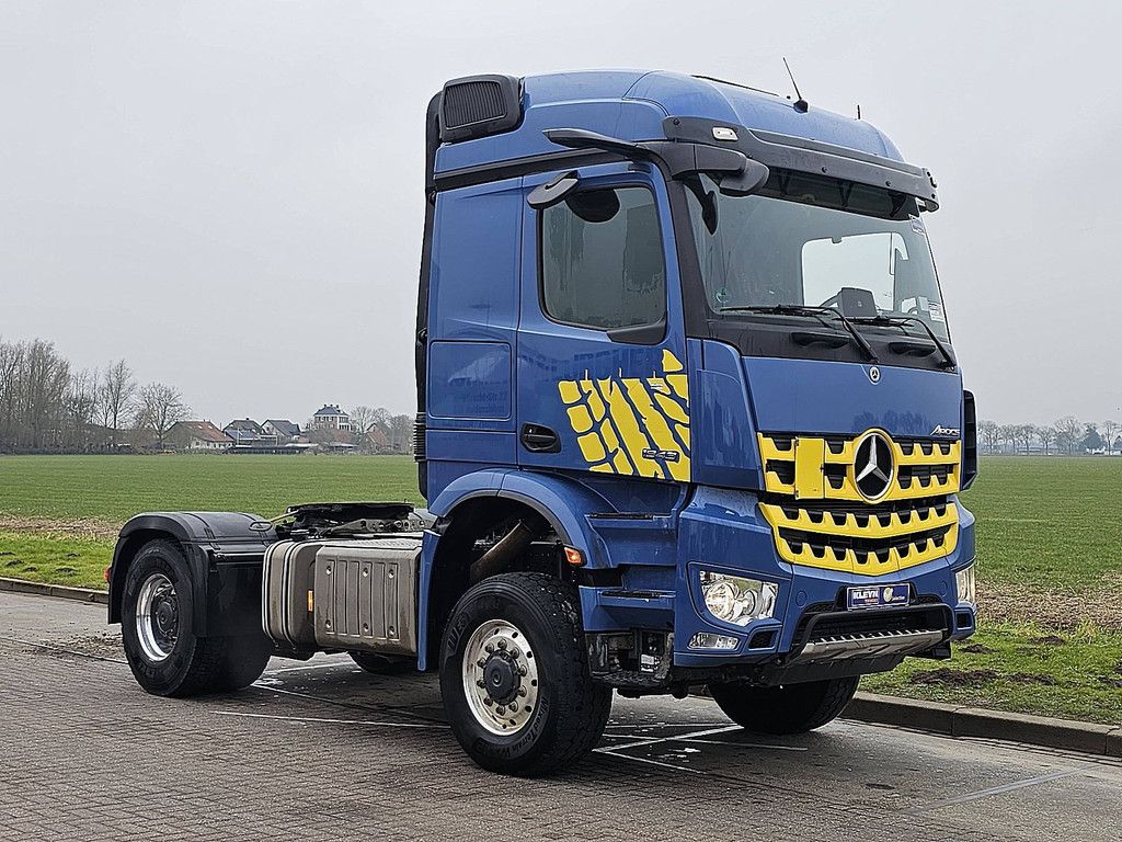 MERCEDES-BENZ ACTROS 1843 4x4