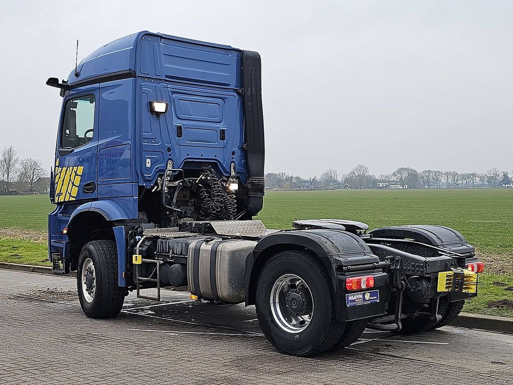 MERCEDES-BENZ ACTROS 1843 4x4
