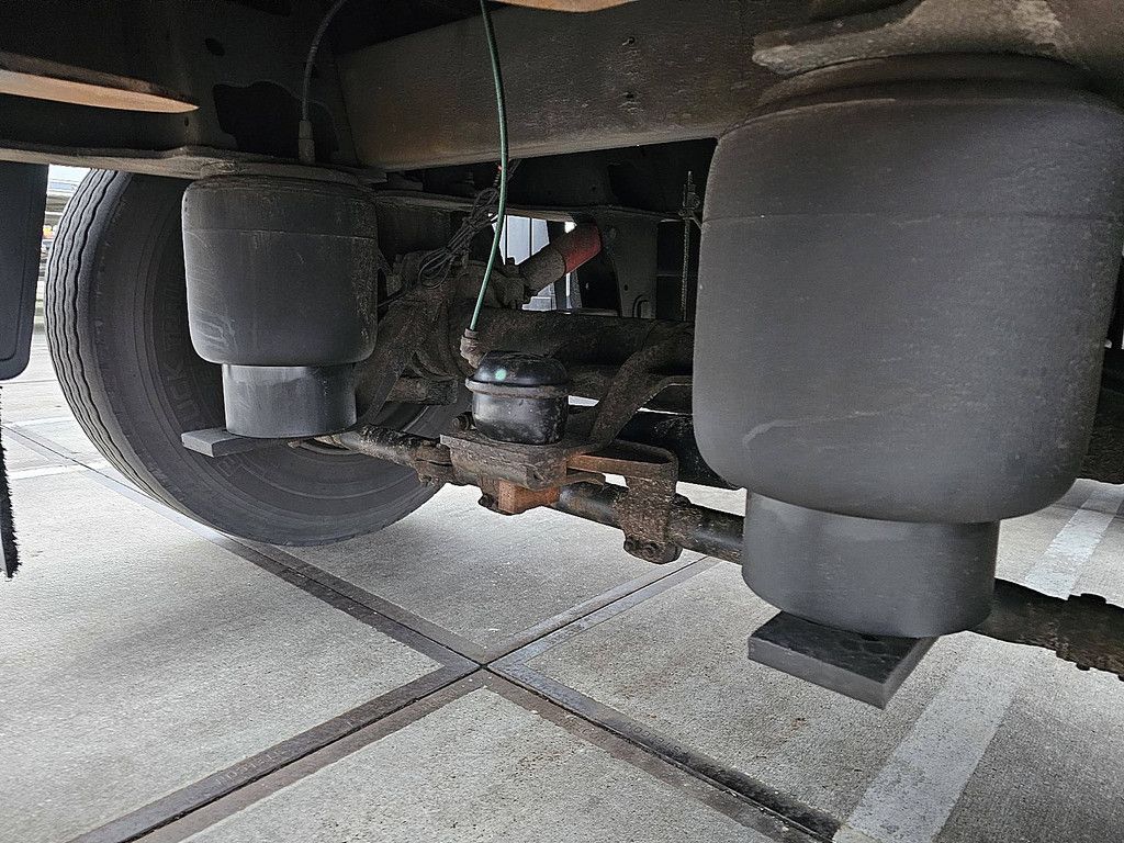 SCHMITZ SCS 24/L-13.62 E B