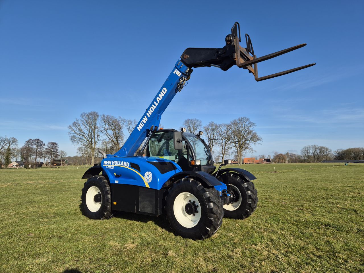 New Holland LM 7.35 verreiker