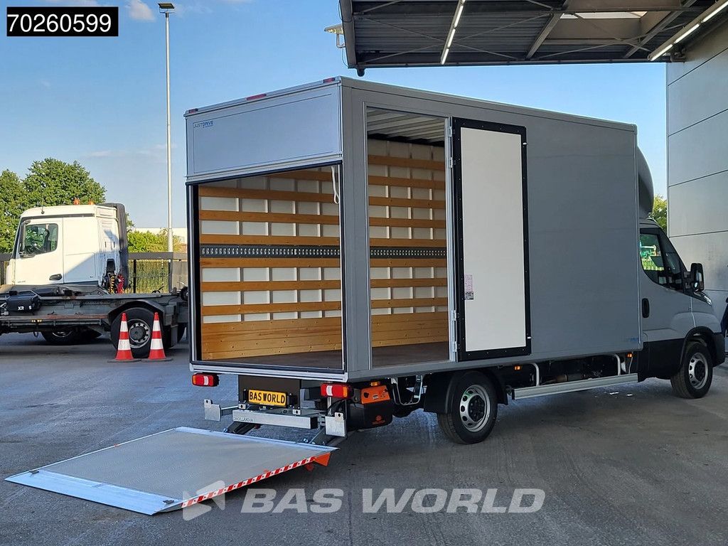 Iveco Daily 35S21 BPM VRIJ! 3.0L Automaat Laadklep Zijdeur ACC LED CarPlay Lat om Lat D'Hollandia 3,5t Trekvermogen Meubelbak Koffer Bakwagen 22m3 Klima