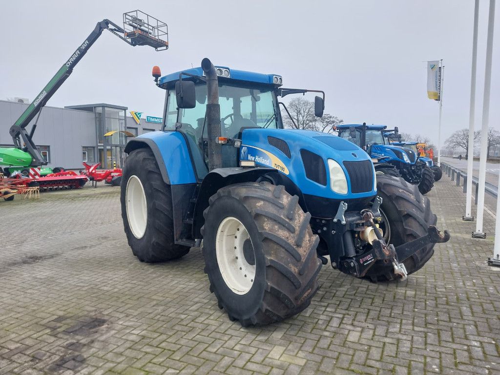 New Holland TVT190