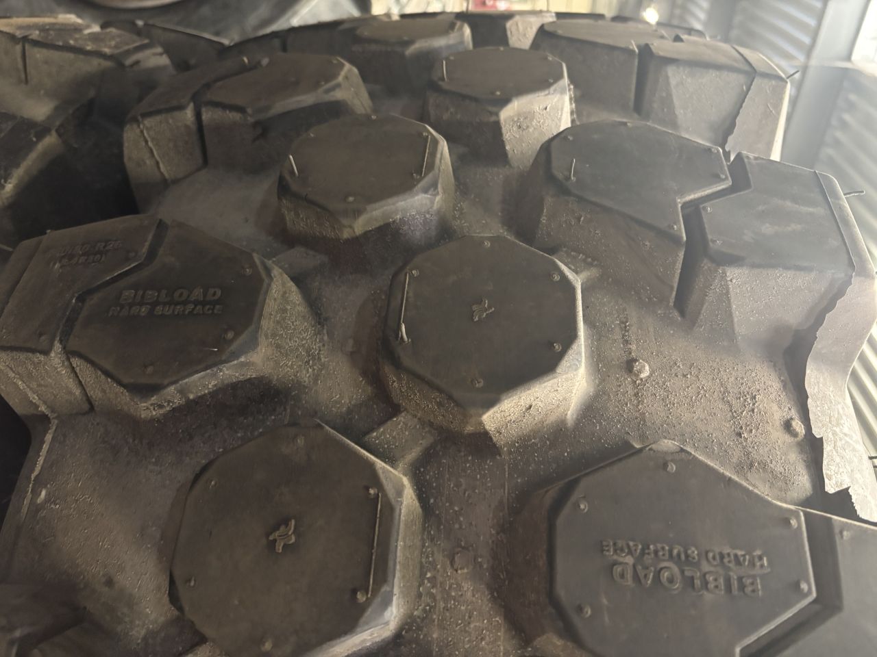 Michelin bibload 480/80r26 DEMO BANDEN, 5km gereden