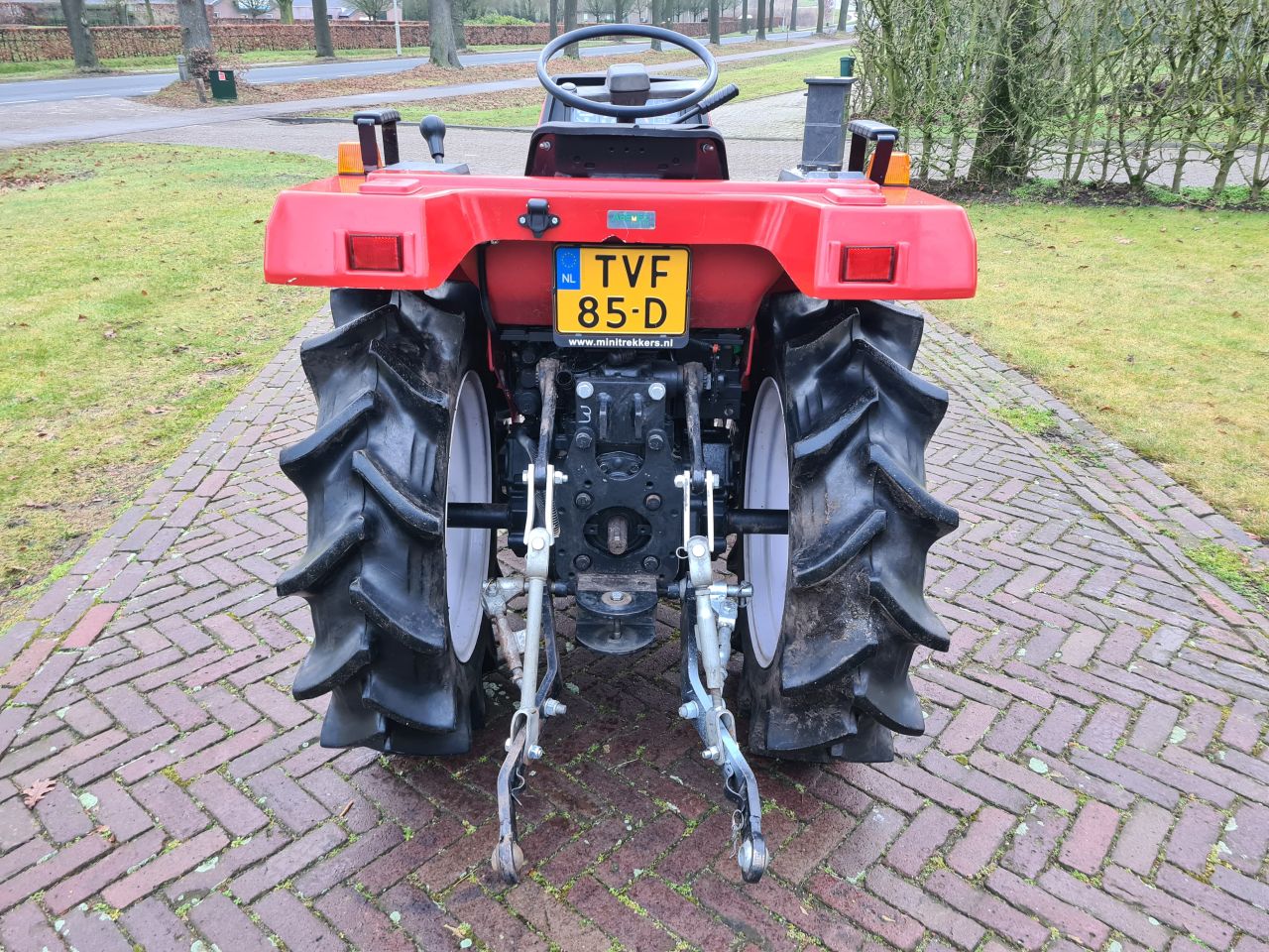 Mitsubishi MT16 minitrekker minitractor mini trekker tractor 4x4