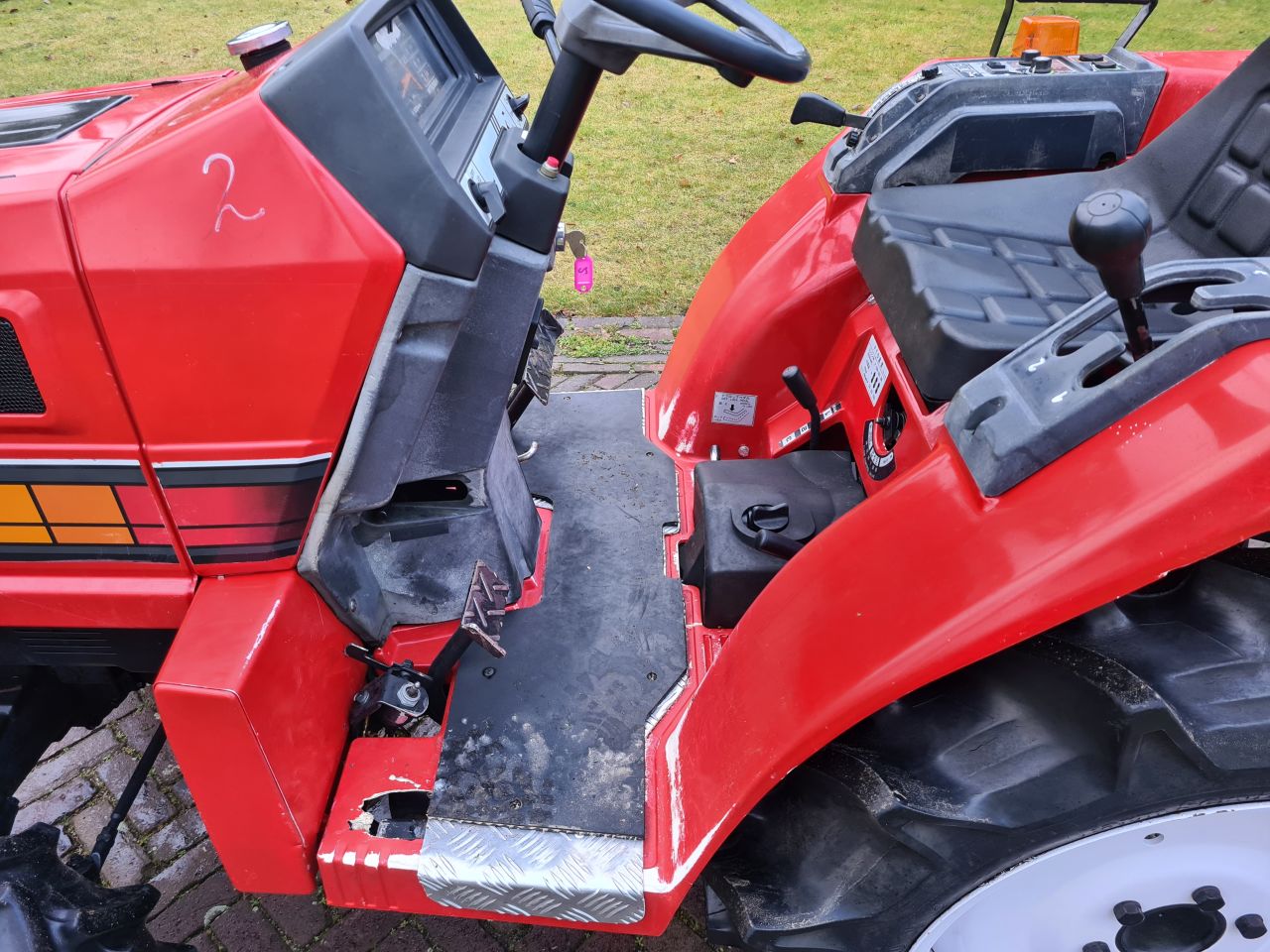 Mitsubishi MT16 minitrekker minitractor mini trekker tractor 4x4