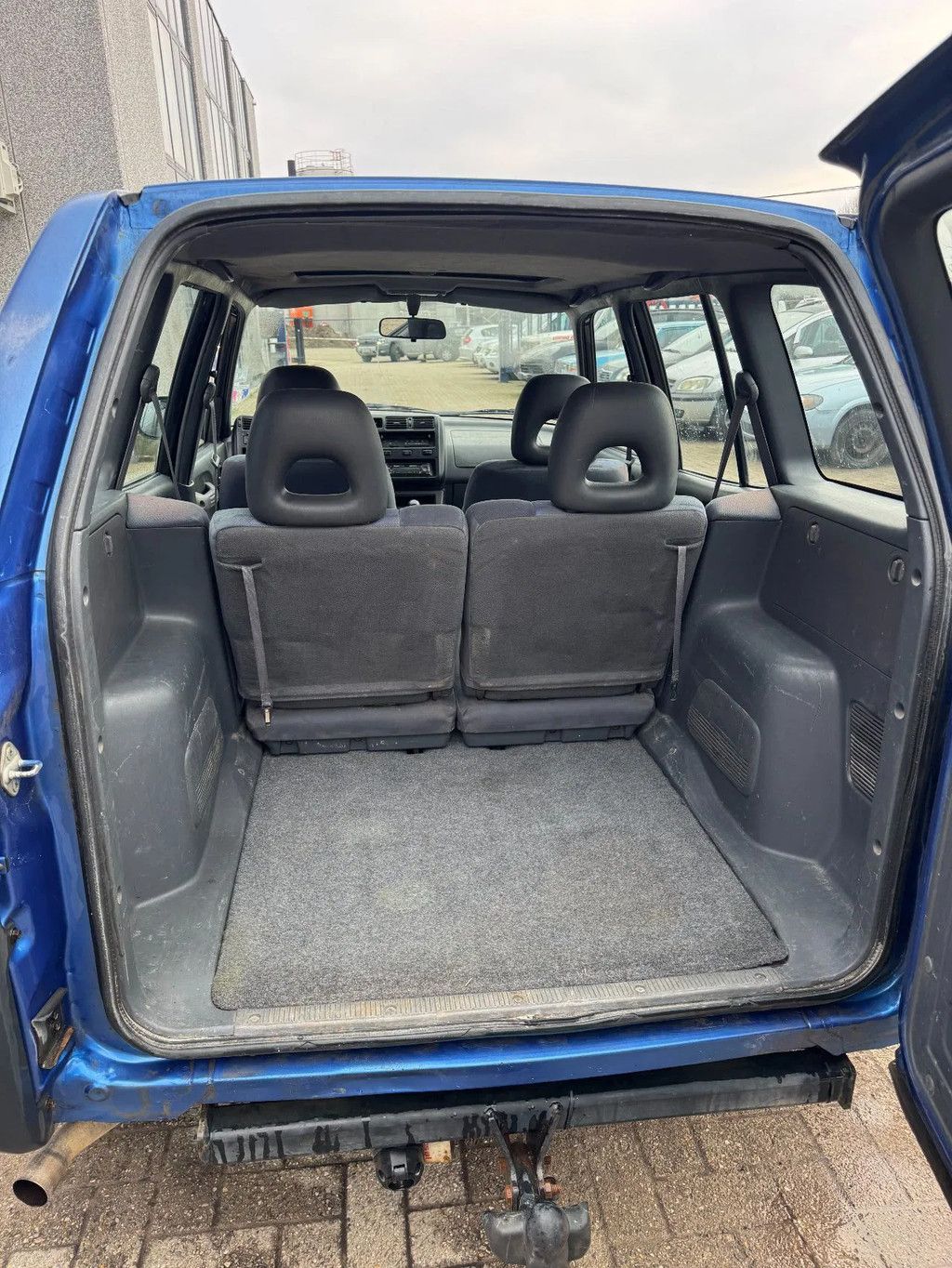 Toyota RAV4 **PETROL-ESSENCE-5DOORS**