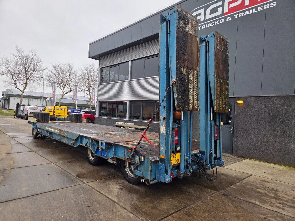 GS 3 ass hydr rampen, lier, bladgeveerd, lange laadvloer