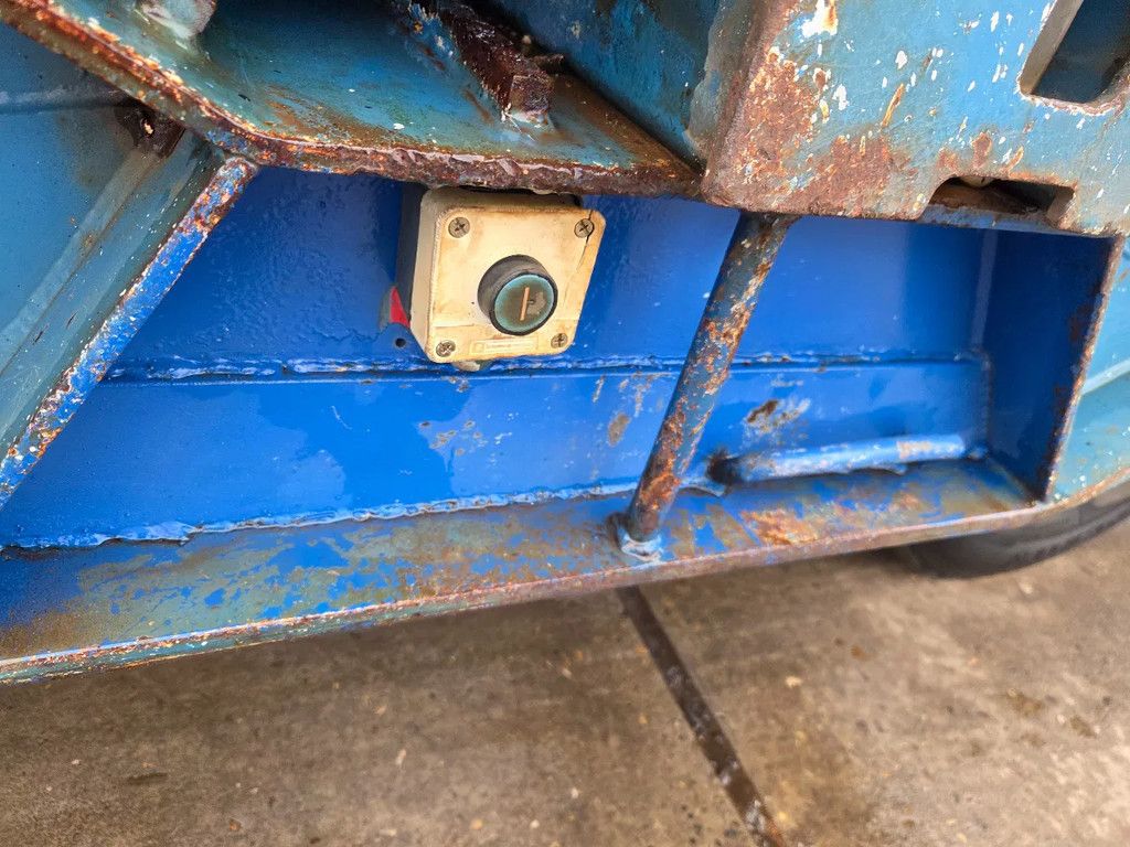 GS 3 ass hydr rampen, lier, bladgeveerd, lange laadvloer