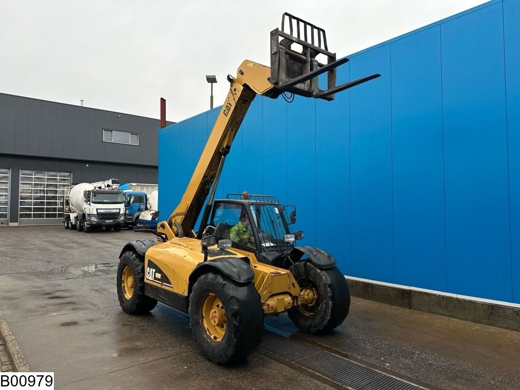 Caterpillar TH 330b 7,20 MTR, 3175 KG