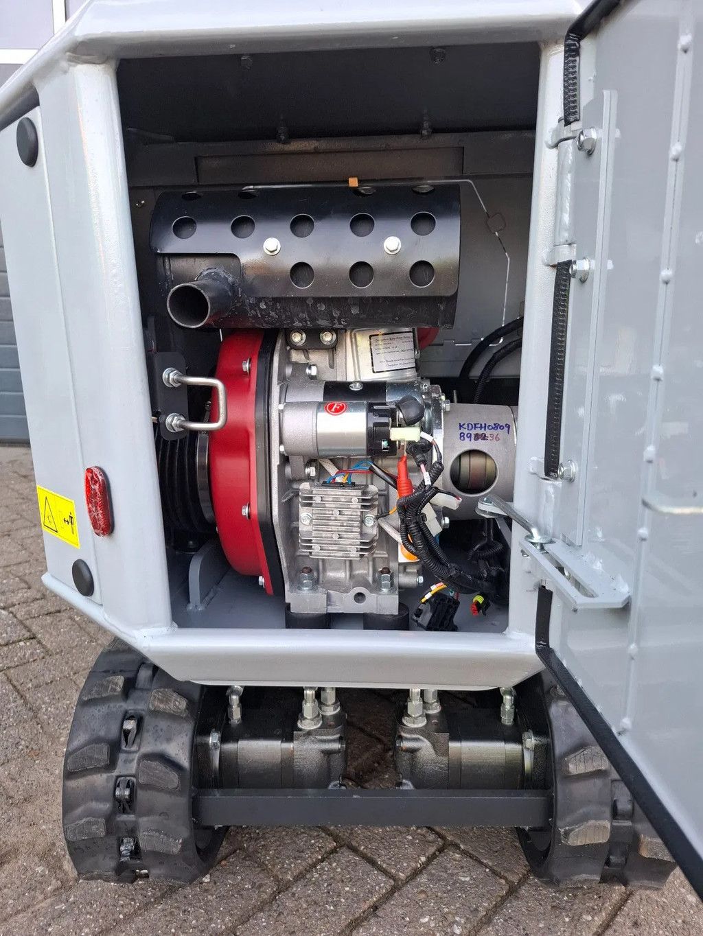 CMH CMH Minigraver 700KG 72cm zwenkgiek