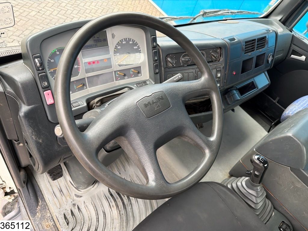 MAN TGA 32 360 6x4, Manual transmission, Leaf spring suspension