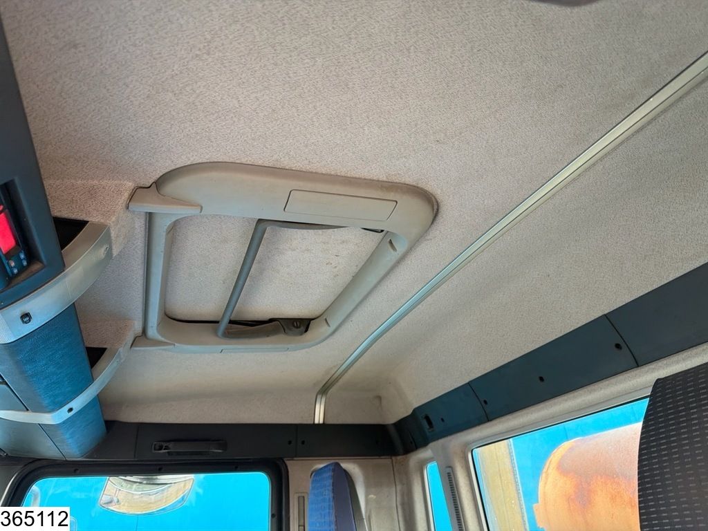 MAN TGA 32 360 6x4, Manual transmission, Leaf spring suspension