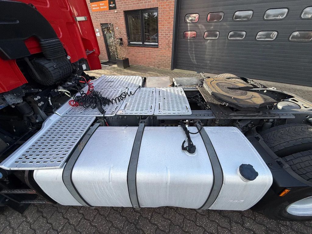 DAF CF 400 4x2 Space Cab 612.010KM! APK/TUV 04-2026