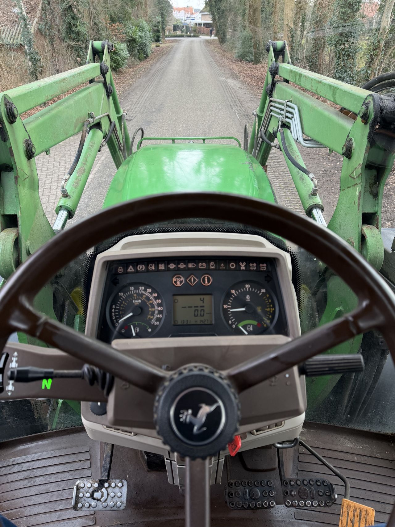 John Deere 6120