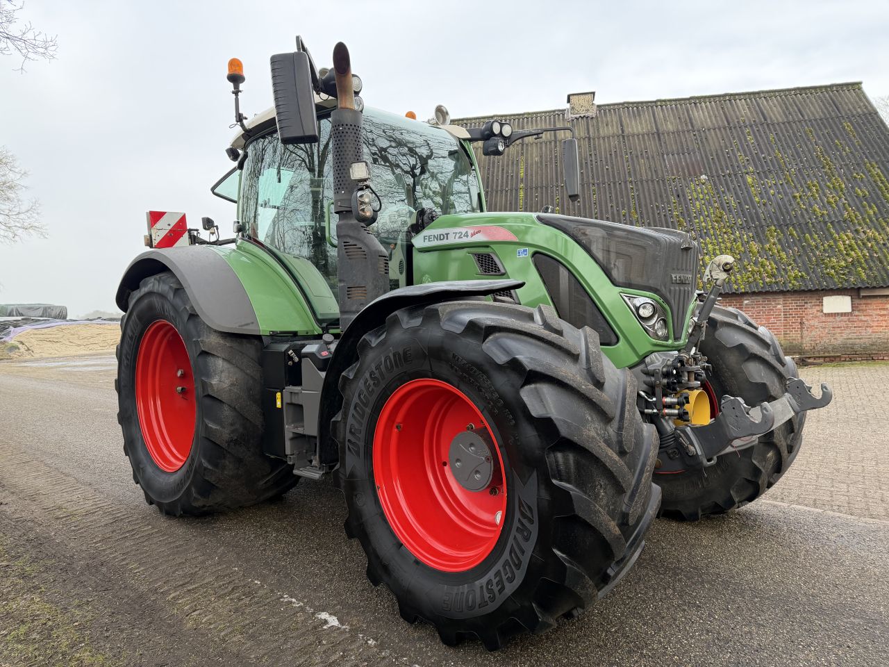 Fendt 724 Profi Plus
