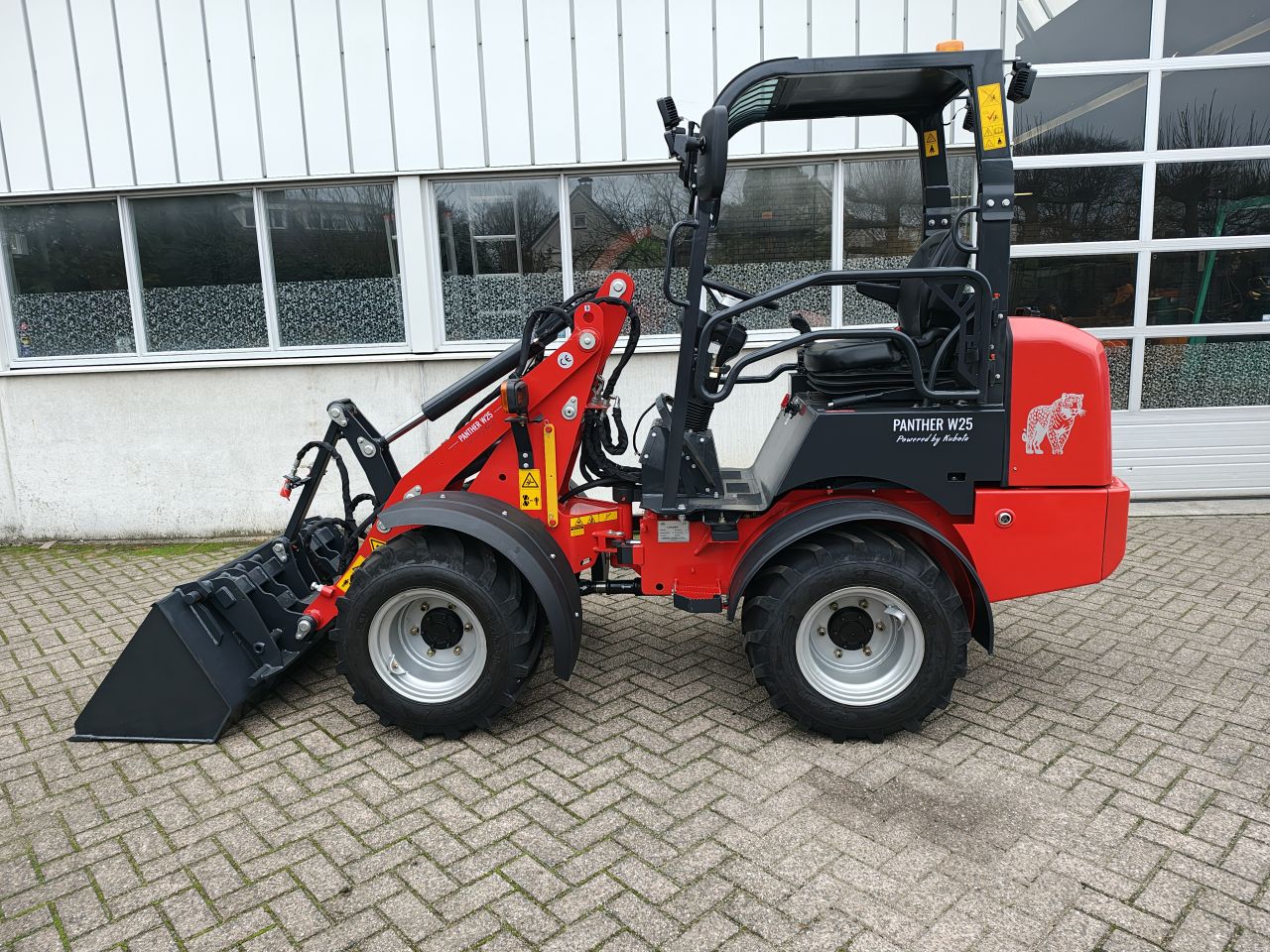 Miniloader 2500kg met Kubota en Rexroth