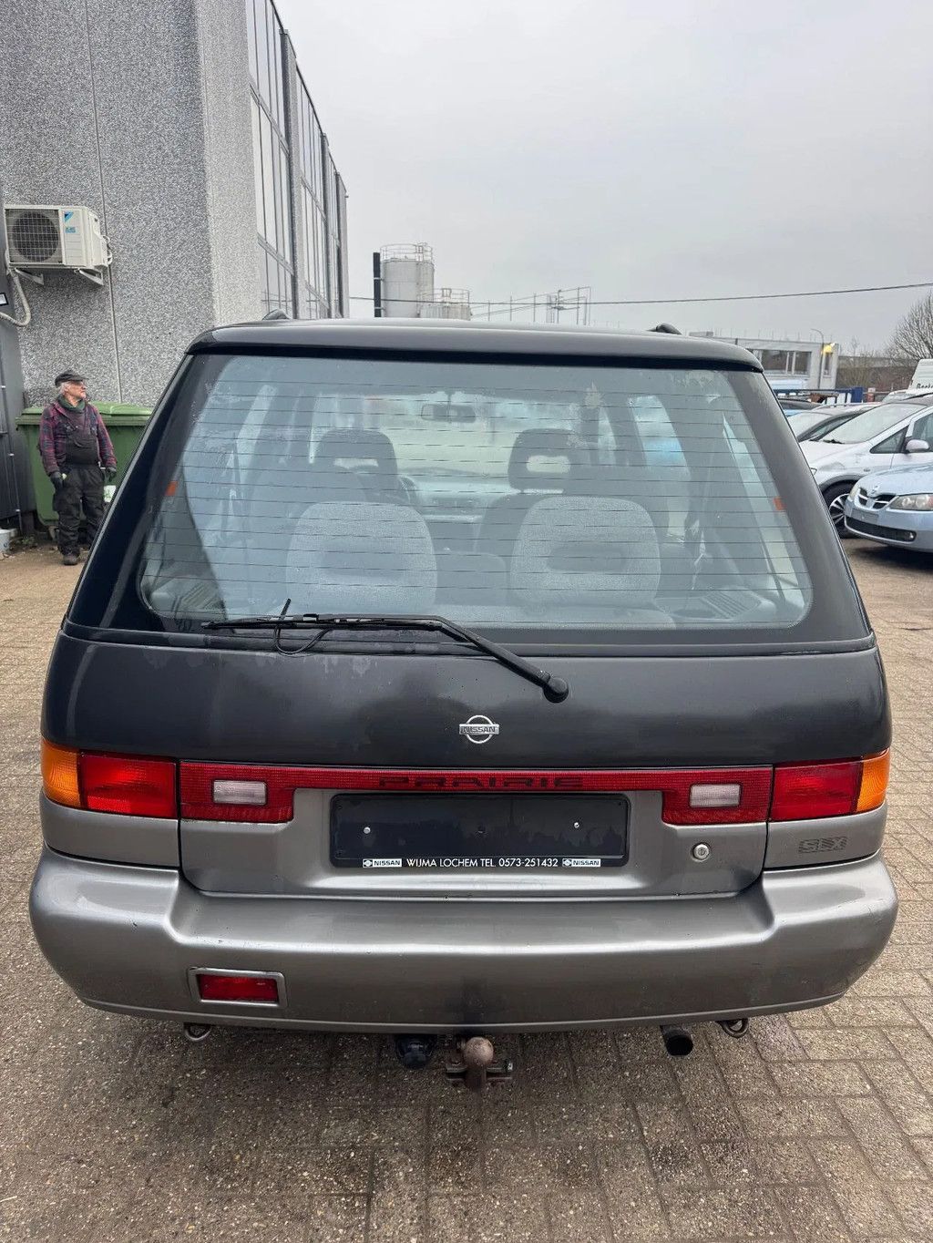 Nissan Prairie **7 SEATS-DUTCH CAR**