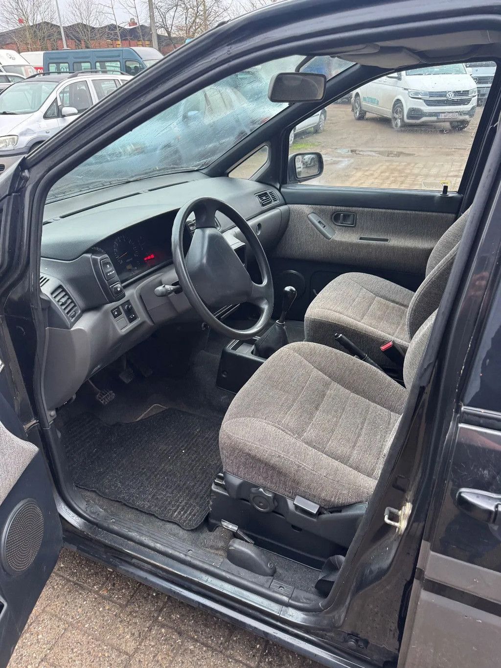 Nissan Prairie **7 SEATS-DUTCH CAR**