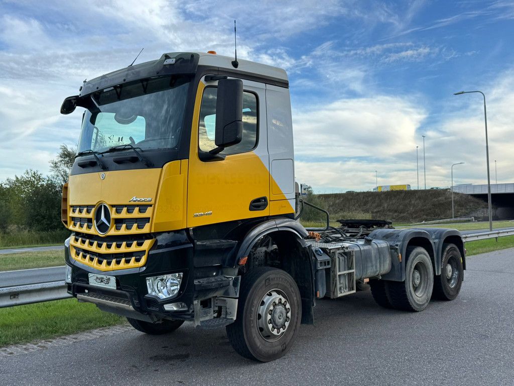 MercedesBenz AROCS 3345