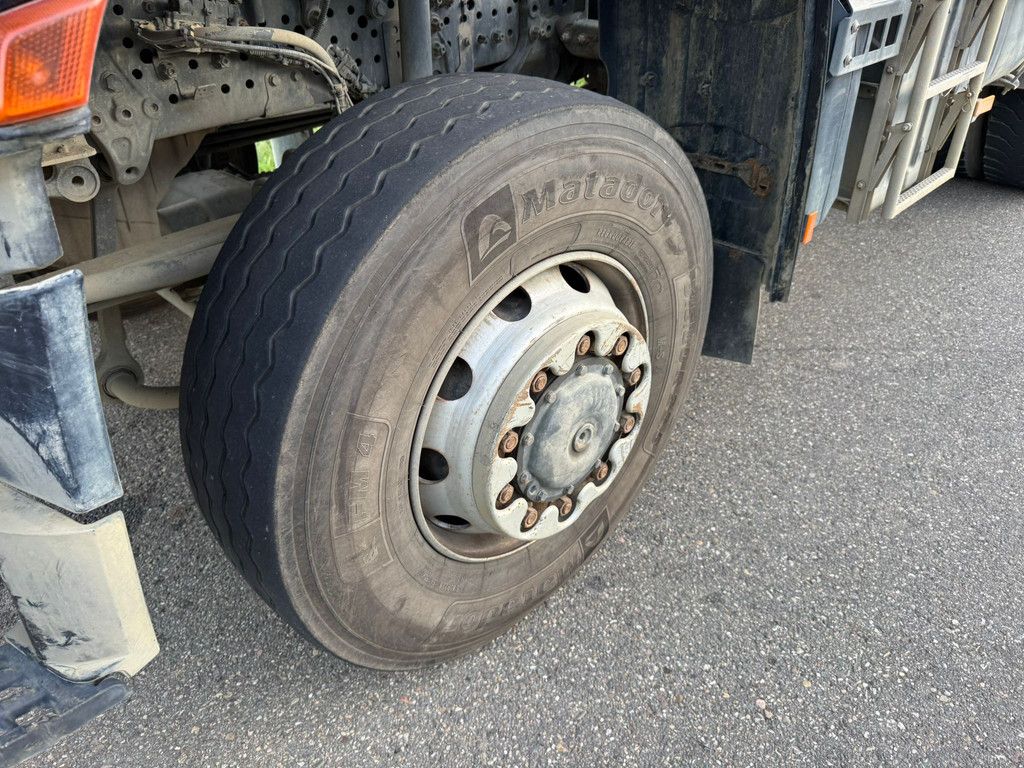 MercedesBenz AROCS 3345