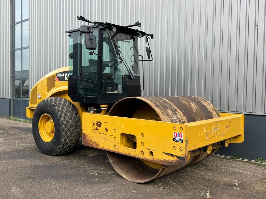 Caterpillar CS64B