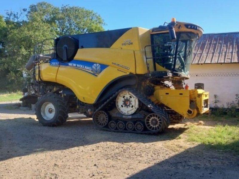 New Holland CR 8.90 SLH