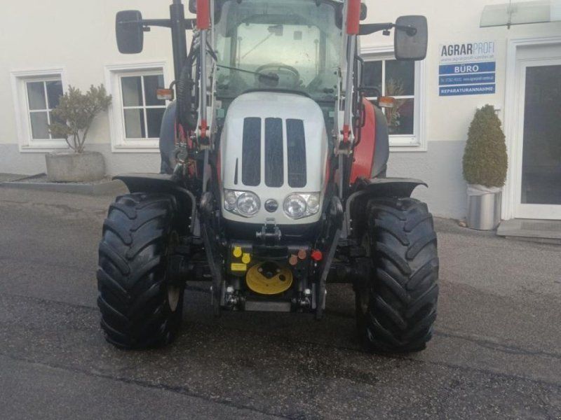 Steyr 4095 kompakt et profi