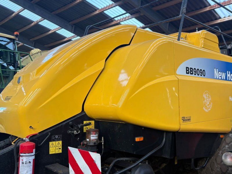 New Holland BB9090