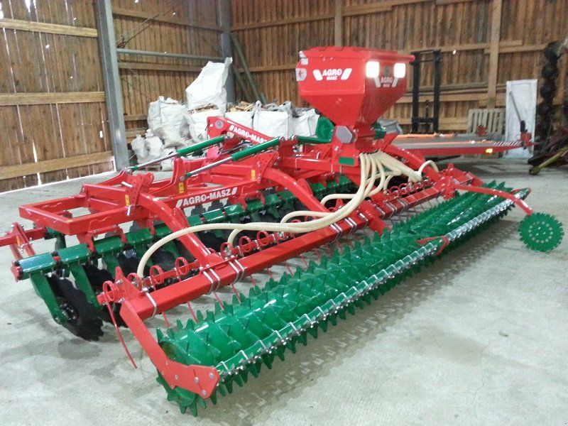 Agro-Masz BT50 H Hydraulische Klappung