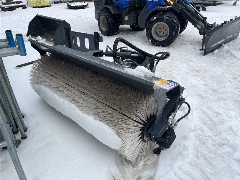 MultiOne kost 160 cm Kun brugt 1 gang!