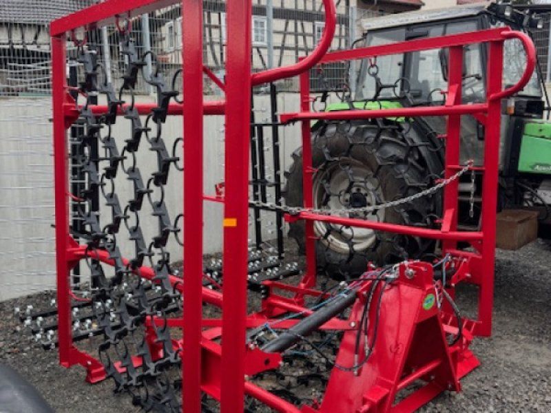 Stekro Wiesenschleppe 6 m hydr. mit Striegel